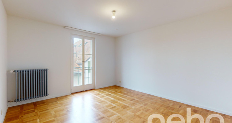 Grand appartement au calme dans le centre de Bussigny image 12