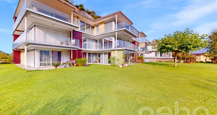 Lichtdurchflutetes Wohnerlebnis mit Bergpanorama in Gams image 1