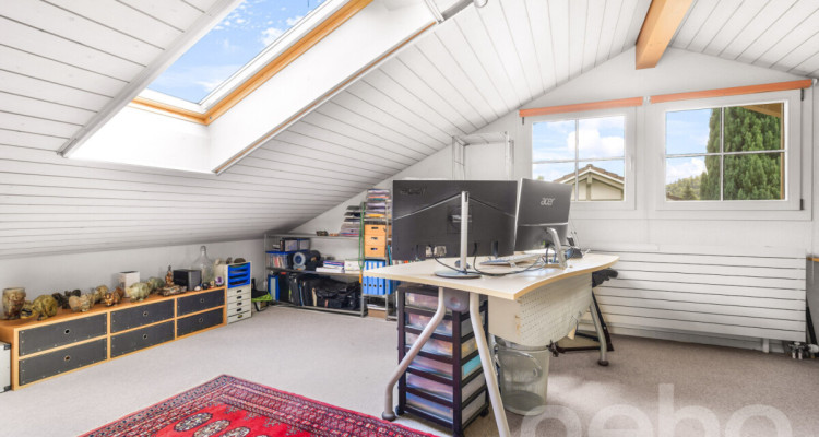 Lichtdurchflutetes Zuhause mit Galerie, Schwedenofen und Gartenidylle image 4