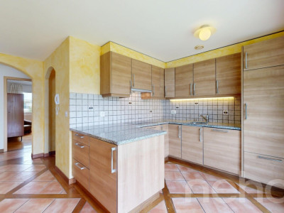 Appartement 3 chambres lumineux - Parfait état - Quartier calme Fully image 4