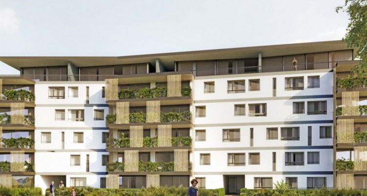 FOTI IMMO - Appartement de 4,5 pièces avec balcon au centre ville ! image 1
