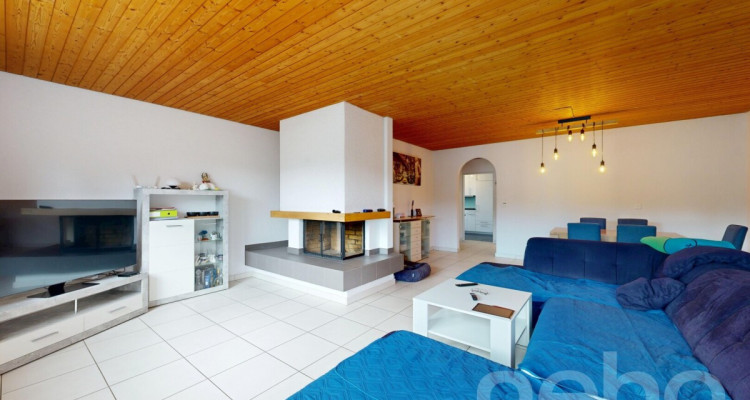 Dachwohnung mit Weitsicht, Cheminée und ausbaubarem Dachboden image 3