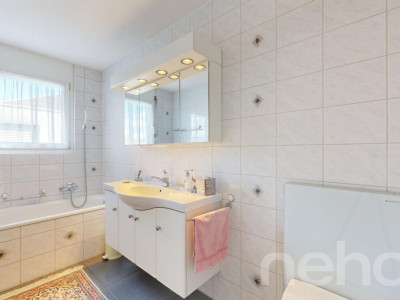 Grosszügige und helle Wohnung an top Lage image 10