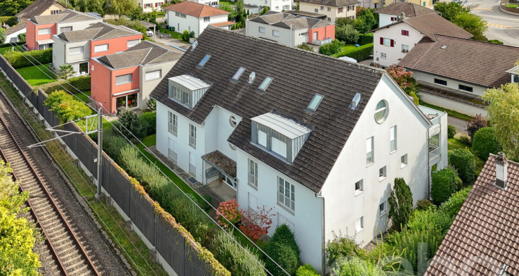 Grosszügige und helle Wohnung an top Lage image 11