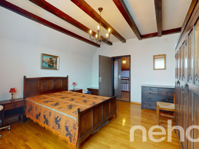 Zentral gelegenes 9.5-Zimmer Einfamilienhaus mit viel Potential image 10