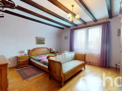 Zentral gelegenes 9.5-Zimmer Einfamilienhaus mit viel Potential image 11