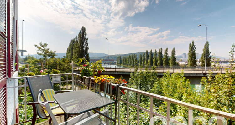 Zentral gelegenes 9.5-Zimmer Einfamilienhaus mit viel Potential image 2