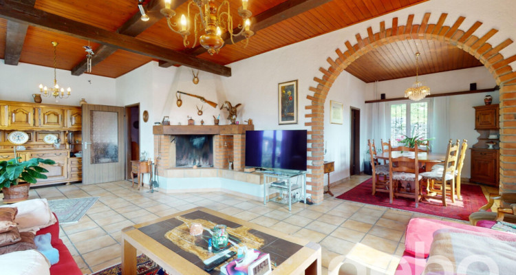 Zentral gelegenes 9.5-Zimmer Einfamilienhaus mit viel Potential image 5