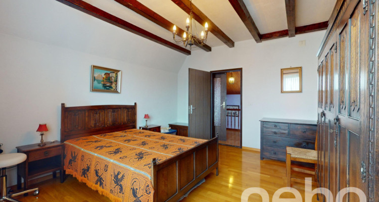 Zentral gelegenes 9.5-Zimmer Einfamilienhaus mit viel Potential image 10