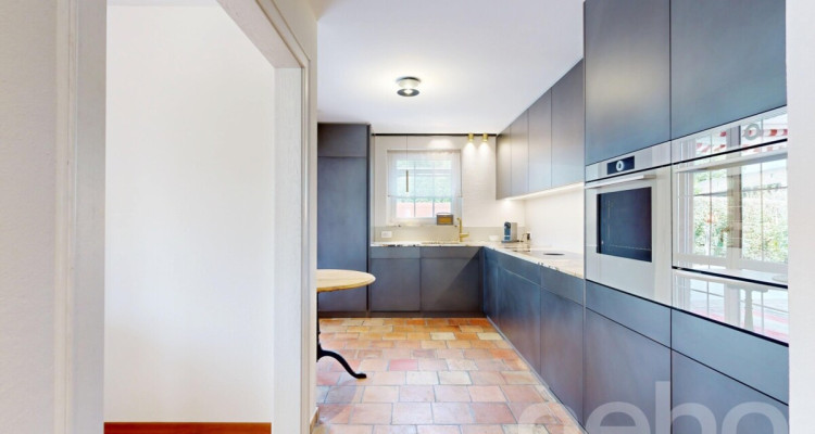 Stilvolles Zuhause mit Weitsicht, Gartenidylle und viel Licht image 1