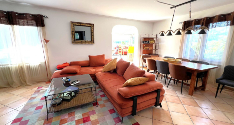 Magnifique villa vaudoise 9.5 pces  280 m2  très lumineuse  piscine et spa image 4