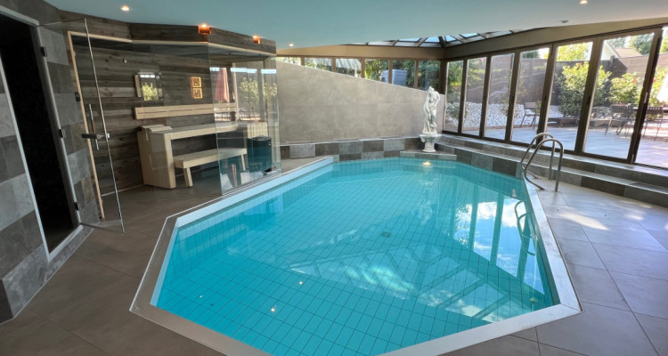 Magnifique villa vaudoise 9.5 pces  280 m2  très lumineuse  piscine et spa image 12