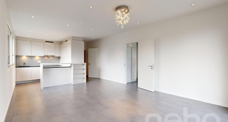 Appartement 2,5 pièces - Dernier étage - Quartier calme/Centre ville image 1