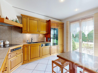 Maison d?exception, vaste jardin et parcelle constructible ! image 5