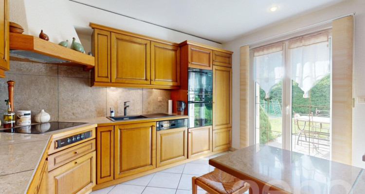 Maison d?exception, vaste jardin et parcelle constructible ! image 5