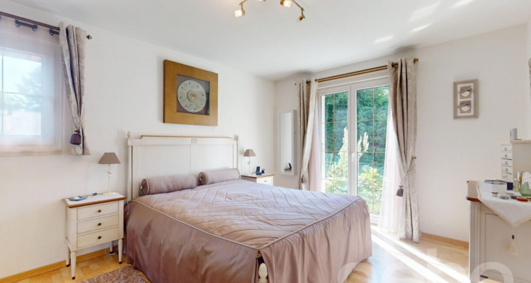 Maison d?exception, vaste jardin et parcelle constructible ! image 7