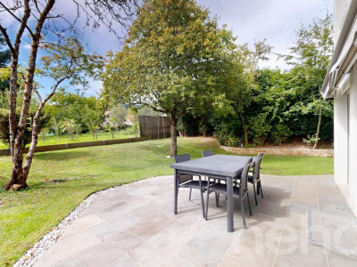 Élégance et confort au c?ur de Gilly image 11