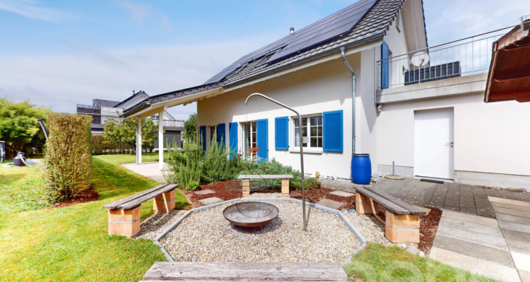 Einfamilienhaus in Bonau ? viel Platz, Garten & Aussicht image 3