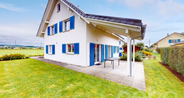 Einfamilienhaus in Bonau ? viel Platz, Garten & Aussicht image 2