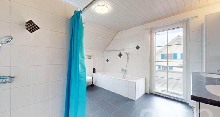 Einfamilienhaus in Bonau ? viel Platz, Garten & Aussicht image 7