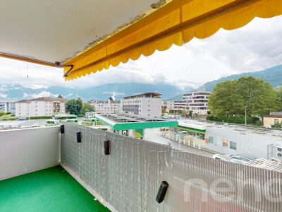 Monthey centre : Superbe 4.5 pièces bon état, vue montagne image 3