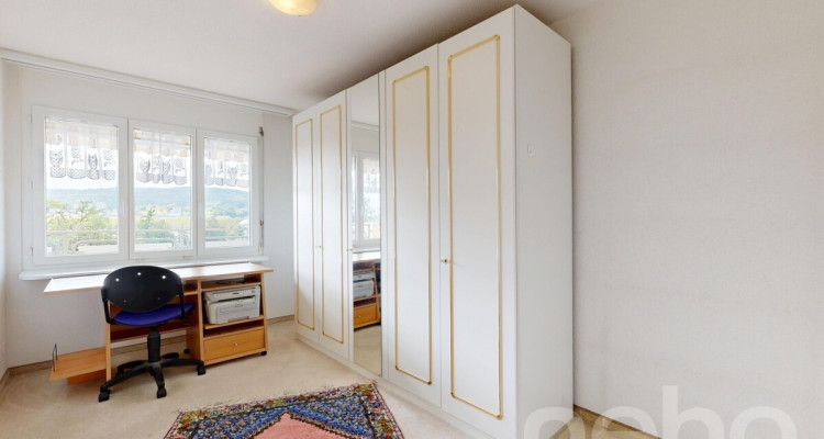 Helle 4.5-Zimmer-Wohnung mit schöner Aussicht in Oberengstringen image 9