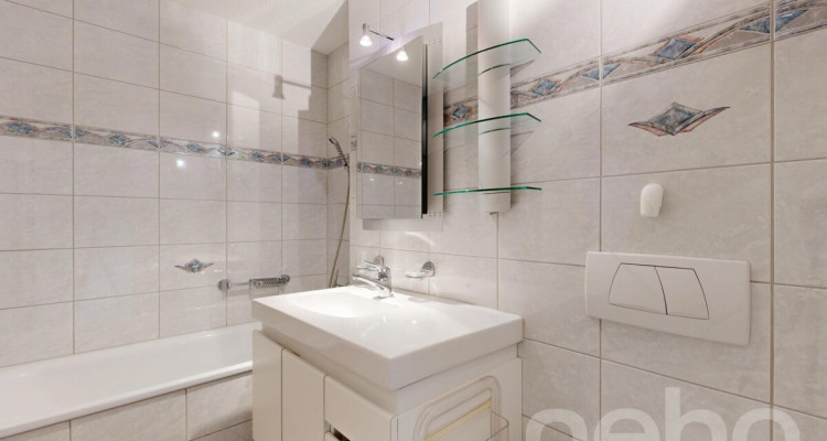 Helle 4.5-Zimmer-Wohnung mit schöner Aussicht in Oberengstringen image 11