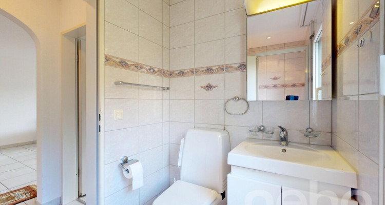 Helle 4.5-Zimmer-Wohnung mit schöner Aussicht in Oberengstringen image 12