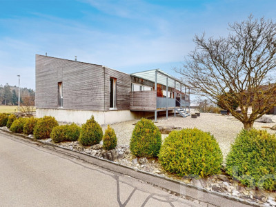 Grosszügiges Doppel-Einfamilienhaus mit traumhafter Aussicht image 4