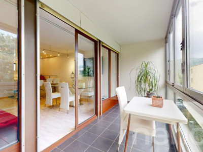 Maisonettewohnung mit 2 Balkonen, Garage und Aussicht ins Grüne image 4