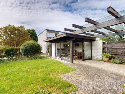 Charmantes 4.5-Zimmer-Eckhaus mit Cheminéehaus und viel Privatsphäre image 9