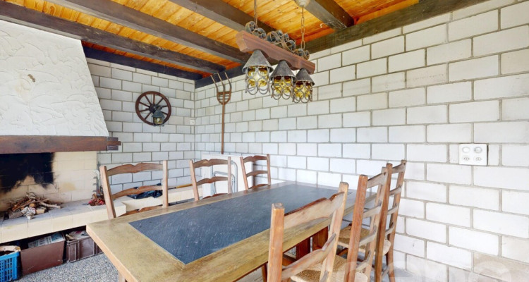 Charmantes 4.5-Zimmer-Eckhaus mit Cheminéehaus und viel Privatsphäre image 8