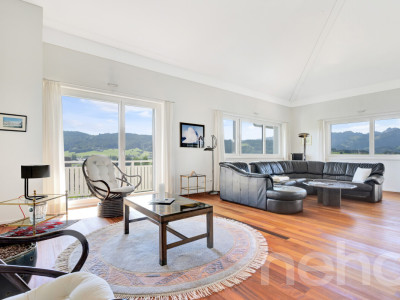 Exklusive Villa mit spektakulärer Weitsicht und gehobenem Ausbau image 4