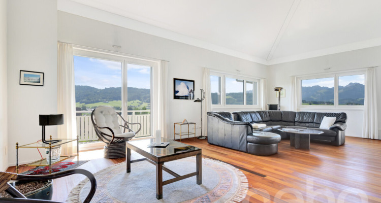 Exklusive Villa mit spektakulärer Weitsicht und gehobenem Ausbau image 4