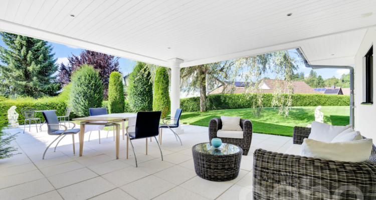 Exklusive Villa mit spektakulärer Weitsicht und gehobenem Ausbau image 10