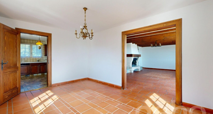 Spacieuse villa avec fort potentiel et vue imprenable, proche de Nyon image 7