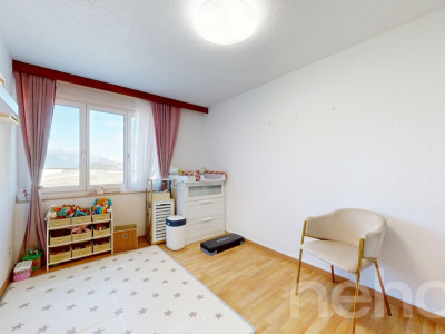 4.5-Zimmer-Wohnung mit Balkon und zwei Garagenplätzen in Sevelen image 8