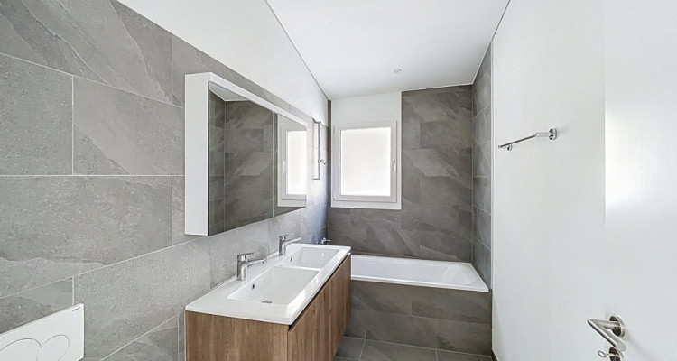 VILLA INDIVIDUELLE NEUVE - 2 LOGEMENTS - VUE PANORAMIQUE image 8