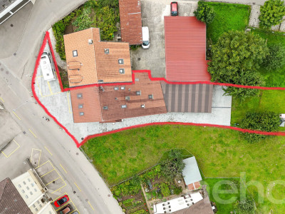 IMMEUBLE DE RENDEMENT RÉNOVÉ, AU CALME, PROCHE DE BULLE EN PLEIN ESSOR image 3