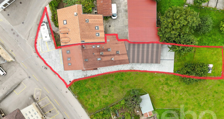 IMMEUBLE DE RENDEMENT RÉNOVÉ, AU CALME, PROCHE DE BULLE EN PLEIN ESSOR image 3