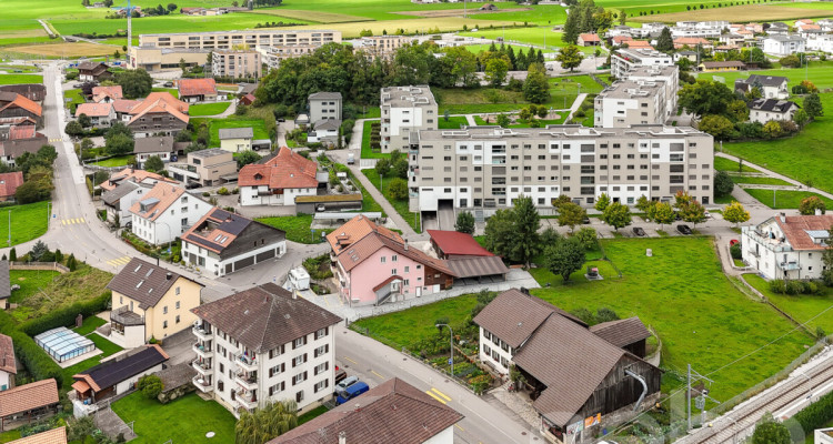 IMMEUBLE DE RENDEMENT RÉNOVÉ, AU CALME, PROCHE DE BULLE EN PLEIN ESSOR image 5