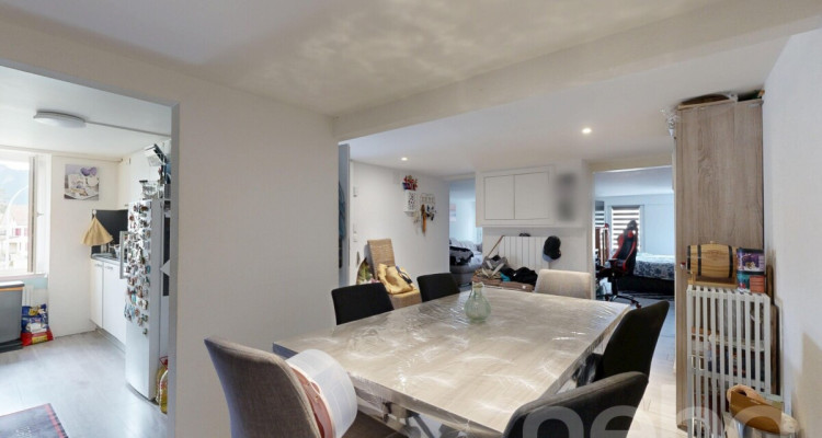 IMMEUBLE DE RENDEMENT RÉNOVÉ, AU CALME, PROCHE DE BULLE EN PLEIN ESSOR image 8