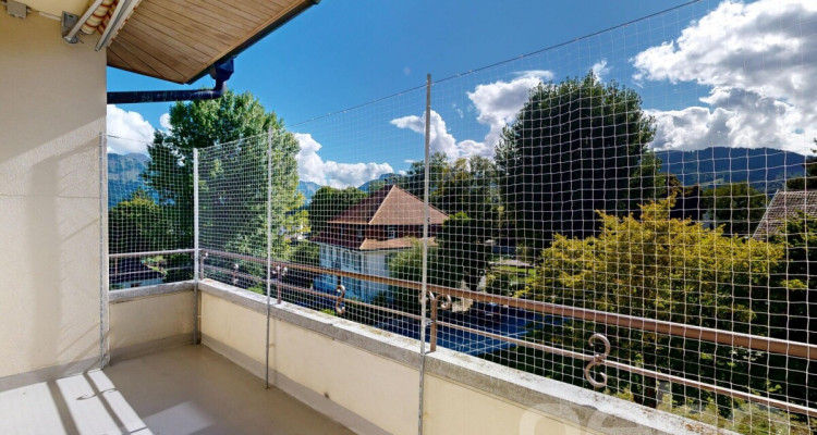 Spacieux 4.5 pièces lumineux avec vue montagne à La Tour-de-Trême image 3