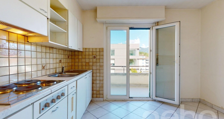 Spacieux 4.5 pièces lumineux avec vue montagne à La Tour-de-Trême image 12