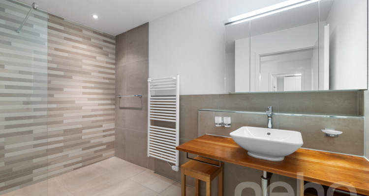 Mehr als nur Wohnen: Lifestyle-Refugium mit Bauparzelle als Garten image 11