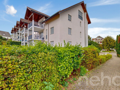 Helle 3.5 Zimmer-Wohnung mit Balkon und Tiefgarage in Lupfig AG image 2