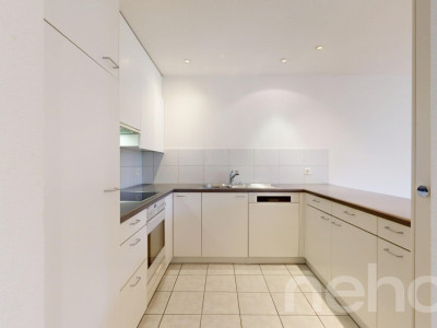 Helle 3.5 Zimmer-Wohnung mit Balkon und Tiefgarage in Lupfig AG image 5