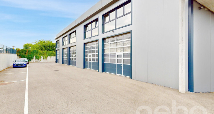 Local polyvalent pour exploitants ou investisseurs image 10