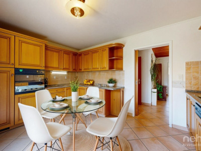 Charmante maison avec vue dégagée et fort potentiel image 8