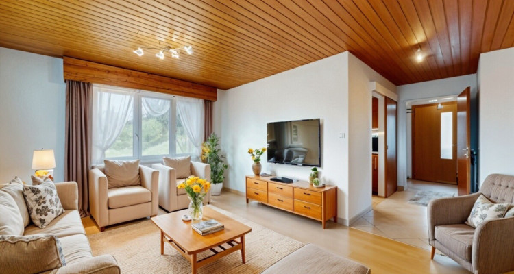 Charmante maison avec vue dégagée et fort potentiel image 3